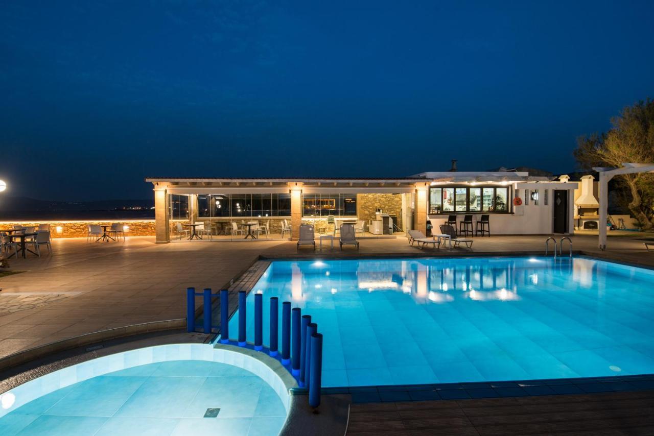 Captain'S Beach Apartments Kíssamos Exterior foto