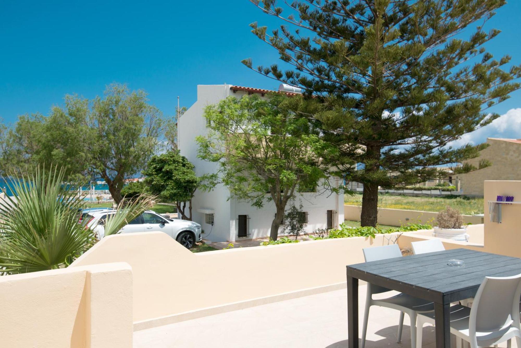 Captain'S Beach Apartments Kíssamos Exterior foto